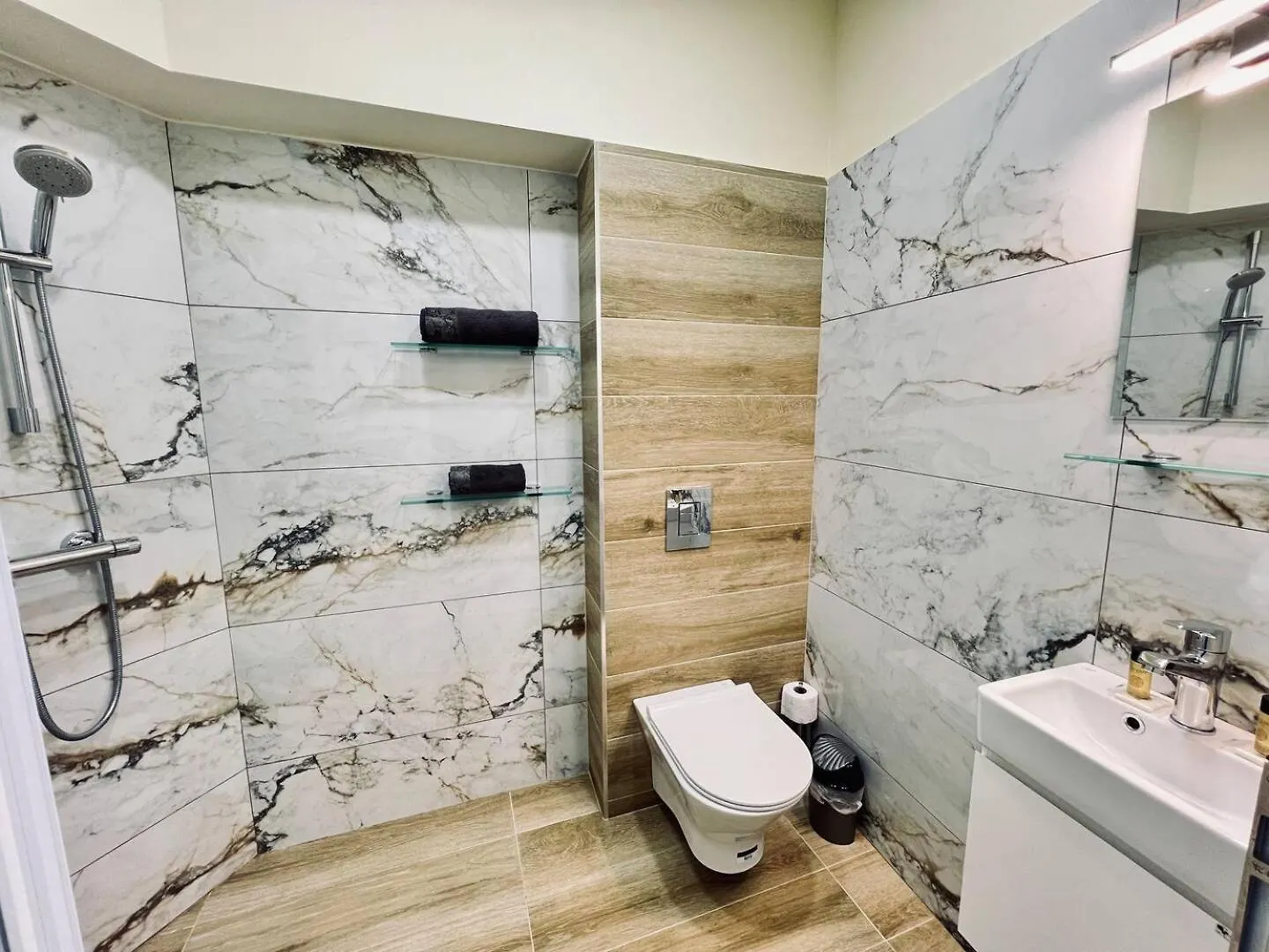 Nj Deluxe Rooms Varna Bulgaria